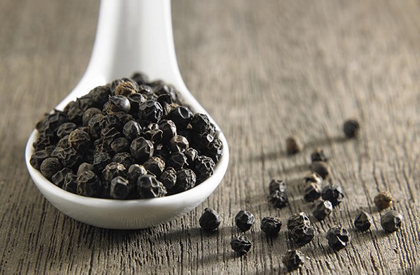 BLACK PEPPER, for hair care and growth